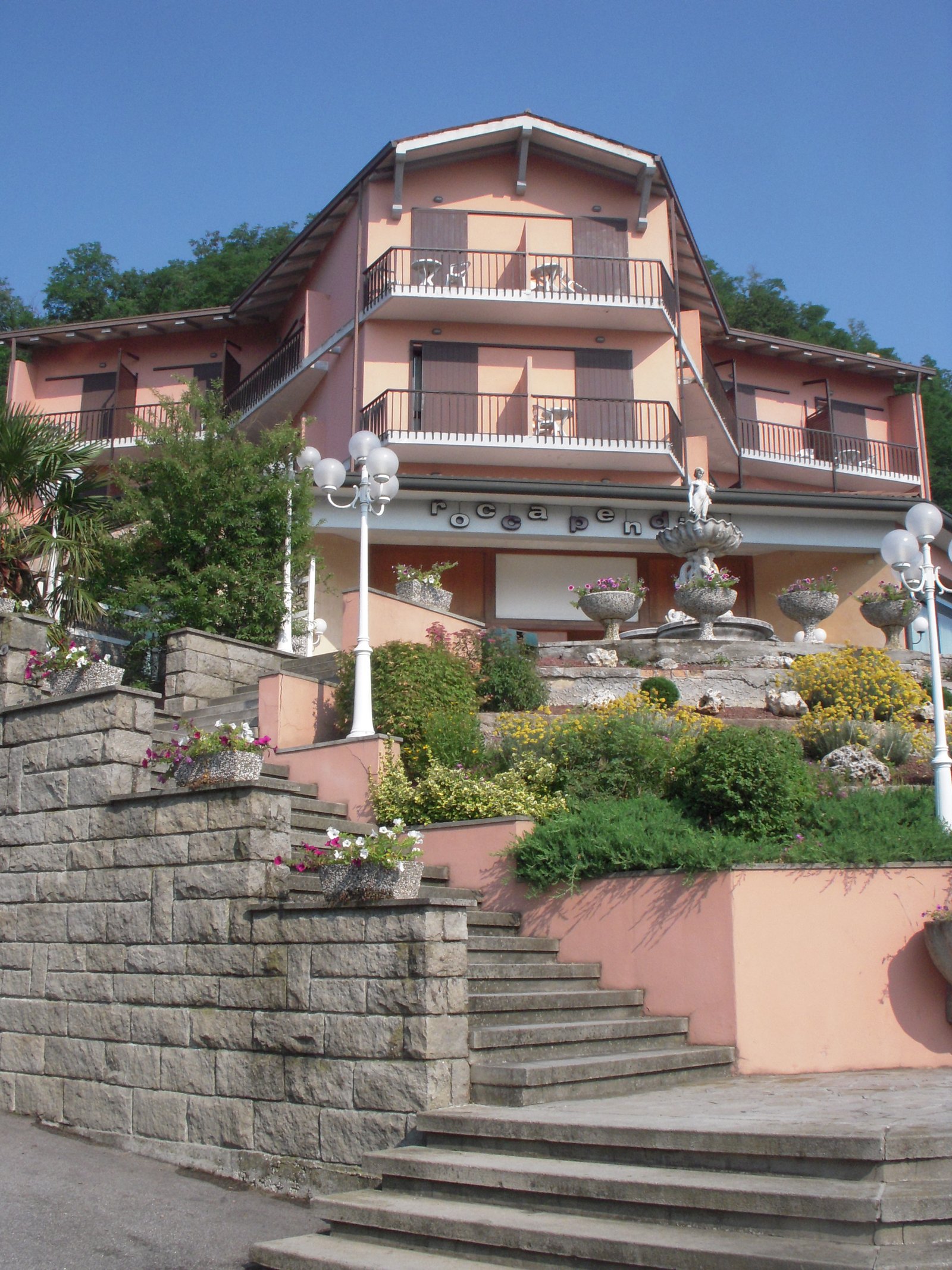 sentiero rocca pendice